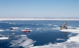 Американская компания договаривается о возобновлении добычи нефти в России, – WSJ