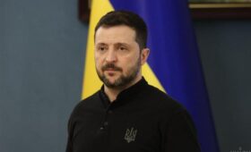 Зеленский ввел санкции: в списке — чиновники из Крыма и прокремлевские политики из Молдовы