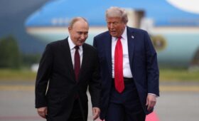 Встреча на Аляске укрепила позиции Путина и пролонгировала войну в Украине, – Foreign Affairs