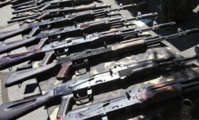 Россия поставляет оружие итальянской мафии с приказом придержать его на будущее, — СМИ