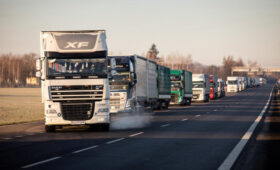 Украина и ЕС договорились о будущем «транспортного безвиза»: что изменится для украинцев