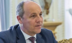 Стало известно, кто получил место в Раде вместо Андрея Парубия