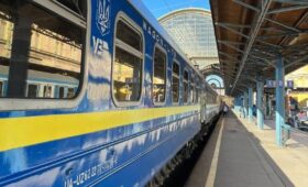 Россияне атаковали железнодорожную инфраструктуру на Одещине: задерживается ряд поездов