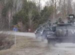 РФ готовится ко второй фазе агрессии и наращивает войска у границ ЕС, — министр обороны Финляндии