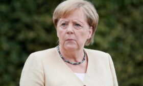 Меркель обвинила Польшу и страны Балтии во вторжении Путина в Украину