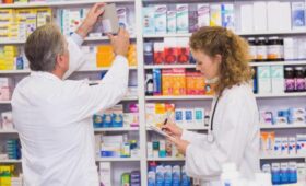 АМКУ начал дело из-за падения продаж лекарств «Дарницы» в аптеках