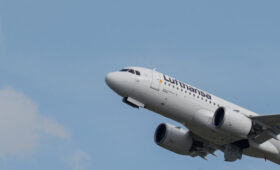 Крупнейшая авиакомпания Европы предупредила о масштабном сокращении рейсов