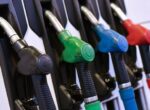 АЗС наживаются на украинцах: эксперт рассказал, как вырастут цены на бензин с нового года