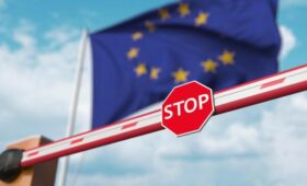 Две соседние страны изменили правила въезда для украинцев на всех пунктах пропуска