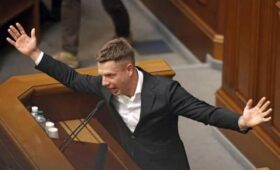 Гончаренко могли интегрировать в партию Порошенко как «ФСБшную консерву», — военный