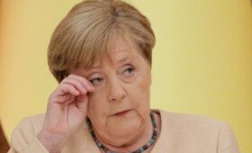 Меркель объяснила свои слова о «виновных» в войне в Украине