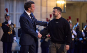 Зеленский заключит соглашение с Францией на поставку самолетов и систем ПВО, — Reuters