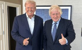 «Некомпетентность и потрясающая слабость»: Борис Джонсон о «мирном плане» Трампа