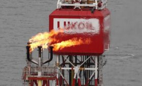 Гонка за нефтяные активы «Лукойла»: в Reuters узнали о новом претенденте