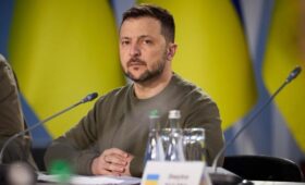 Зеленский обратился к народу с просьбой