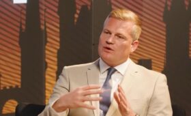 Новое правительство Чехии отменит военную помощь Украине, — Politico