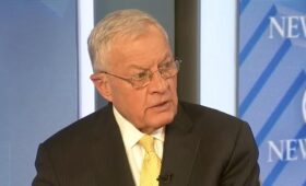 Кэллог намекнул, что Украине придется решиться отдать свои земли России