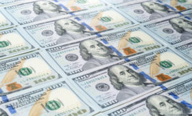 Сколько будут стоить 100 долларов в Украине: прогноз на ноябрь