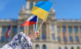 Смена власти в Чехии является тревожной новостью для Украины, — The Economist