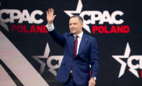 «Зеленский будет удивлен»: Навроцкий сделал спорное заявление о «польских интересах»