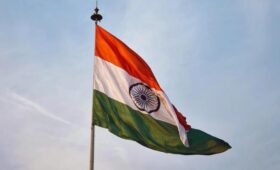 Россия продолжит «заливать» Индию нефтью: в Кремле сделали заявление