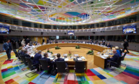 Войска РФ на границе страшнее судебных исков: Зеленский о замороженных активах