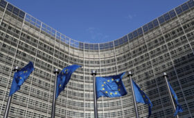 Финансирование Киева не решено: ЕС едва договорился о €90 млрд, но этого мало, — Politico