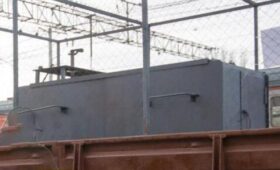 Россияне запускают на оккупированных территориях транспортный «бронепоезд» (фото)