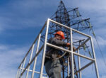 «Свет держится»: Известные украинцы поздравили энергетиков с днем энергетика