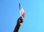 Франция скрывает €18 миллиардов активов России, необходимых Украине, — FT