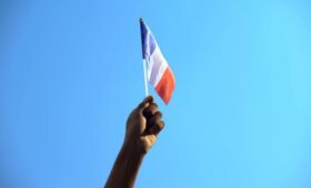 Франция скрывает €18 миллиардов активов России, необходимых Украине, — FT