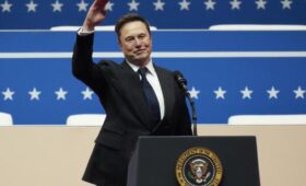 «Четвертый рейх»: Маск отметился мемом со свастикой на фоне гигантского штрафа от ЕС