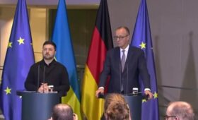 Канцлер Германии предложил идею рождественского перемирия, — Зеленский