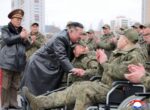 «Массовый героизм»: Ким Чен Ын встретил своих солдат, которые воевали за РФ