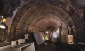 Метро на Виноградарь снова откладывается: когда могут запустить первые поезда