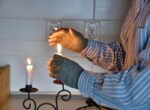 Света стало меньше: ДТЭК обновил графики для Киева и области на 20 декабря