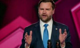 Вэнс выступил против предоставления помощи Украине за счет американцев