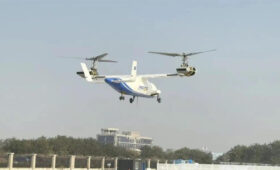В Китае шеститонный конвертоплан совершил свой первый полет (фото)