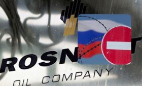 Санкции бьют по «Роснефти»: прибыли нефтяного гиганта обвалились