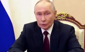 Путин уверен в том, что ситуация на переговорах в пользу РФ, — обозреватель The Spectator