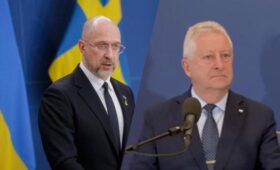 В Чехии сорвали визит министра обороны страны в Украину, — СМИ