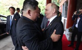 На фоне падения рождаемости в РФ Ким Чен Ын решил помочь Путину афродизиаками — СМИ