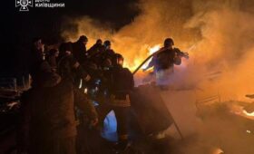 Враг целенаправленно атаковал районные котельные: в домах Киева начали сливать воду