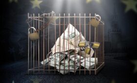 Зеленский отреагировал на планы РФ использовать замороженные активы для нужд Москвы