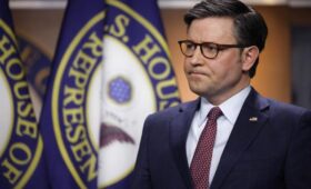 Джонсон высказался о политике Трампа по Гренландии: возможно ли военное вмешательство