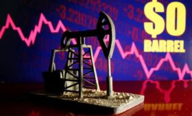 Цены на российскую нефть для Китая пробили дно: при чем здесь Индия