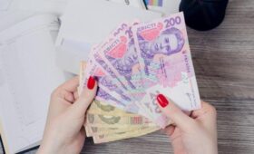 В Украине за год выросла средняя зарплата: где украинцы зарабатывают больше всего