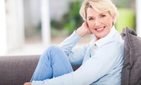 Что есть женщине после 50 лет: диетологи назвали продукты, которые подарят бодрость