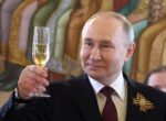 Путин в новогоднем обращении не упомянул о переговорах и убеждал в «победе» РФ