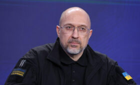 «Отдайте лишнюю энергию»: в Украине должны «приглушить» вывески, рекламу, парки, — Шмыгаль